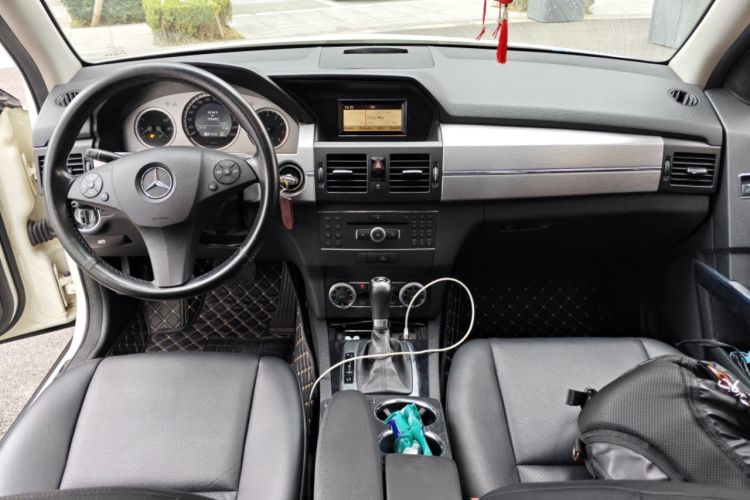 Used Mercedes-Benz GLK-Class 2011 GLK 300 4MATIC Fashion Model