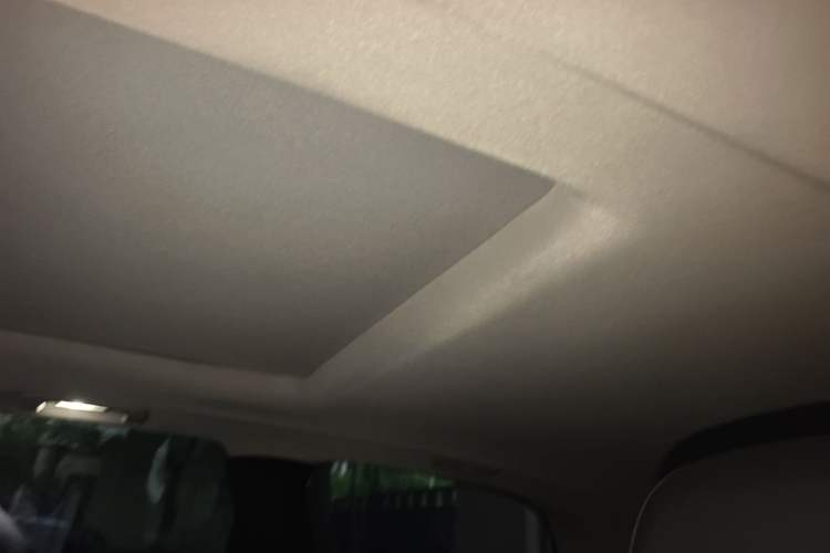 Used SAIC MAXUS EUNIQ 5 2020 1.3T PLUG-IN Luxury Edition Headliner