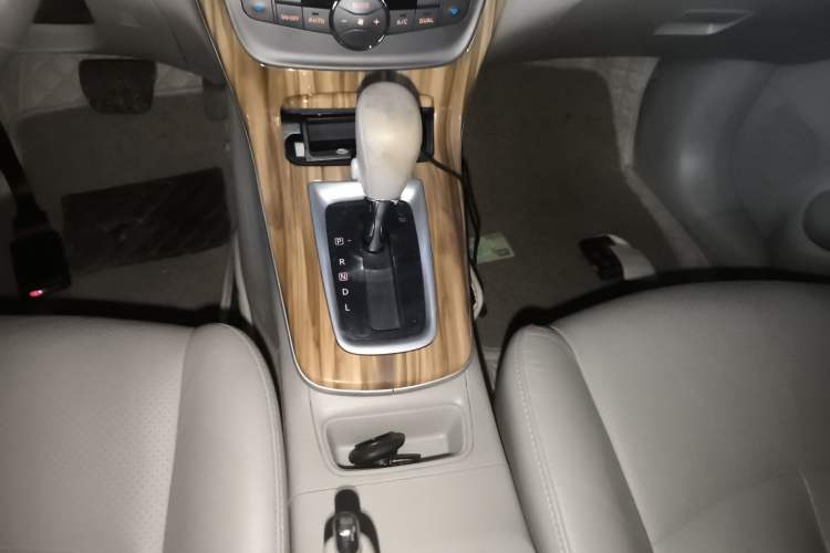 Used Nissan Sylphy 2014 1.6XV CVT Deluxe Edition