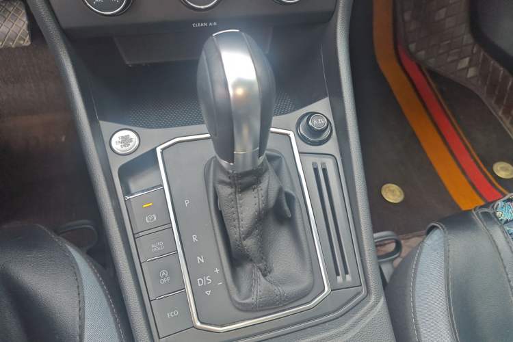 Used Volkswagen Lavida 2023 280TSI DSG Full-Comfort Edition Gear Lever
