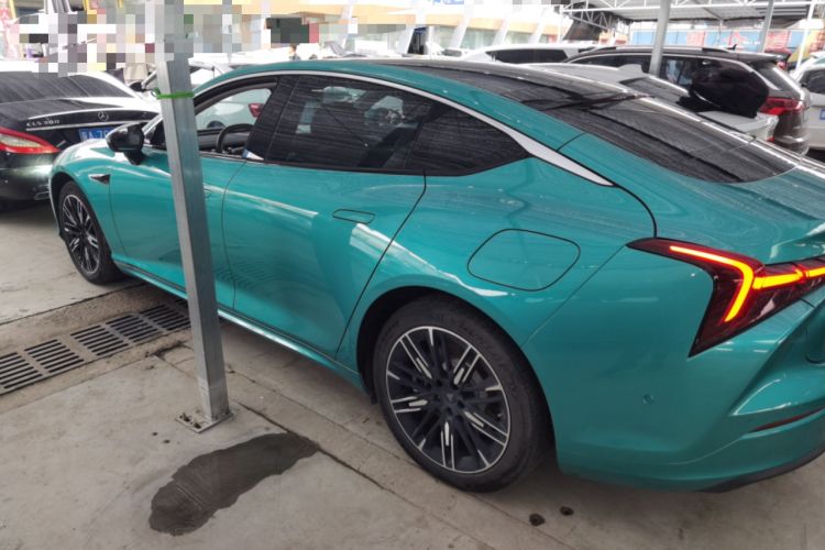 Used NETA S 2022 Extended-Range Version 1160 km Range Rear-Wheel Drive Mid-Grade
