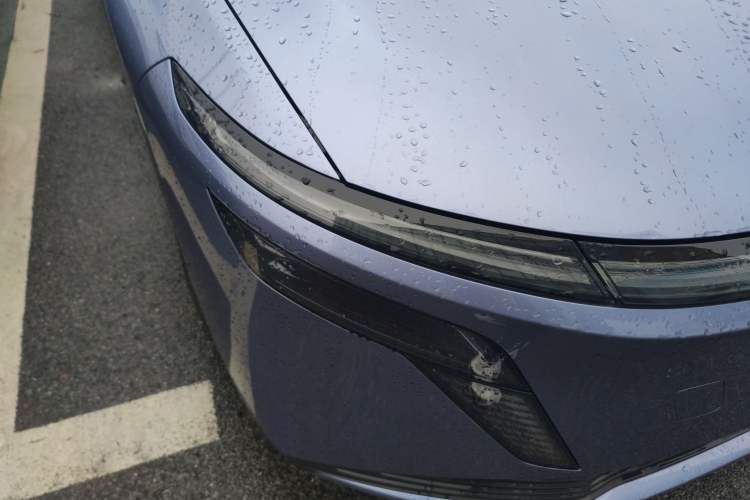 Used Nissan N6 2026 Model 180 Max Right Front Headlight