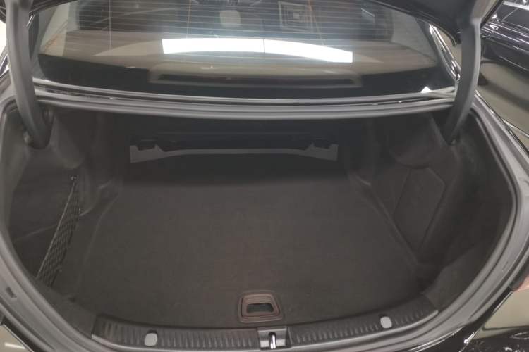 Used Mercedes-Benz E-Class 2022 E 260 L 4MATIC
