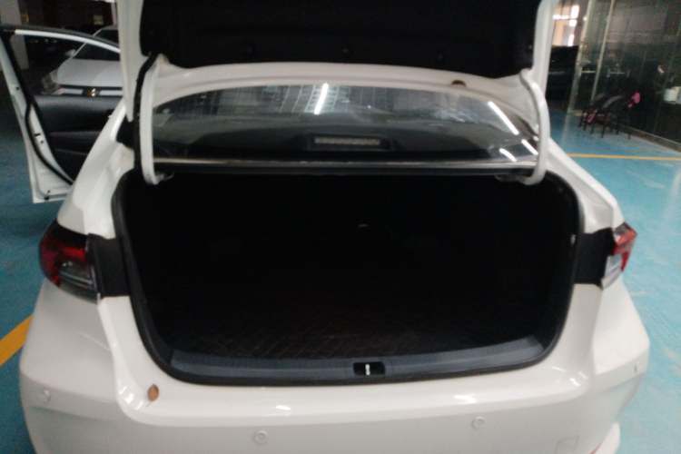 Used Toyota Corolla 2019 1.2T S-CVT GL Pioneer Edition Trunk