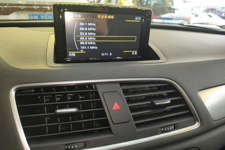 Used Audi Q3 2015 30 TFSI Comfort Model