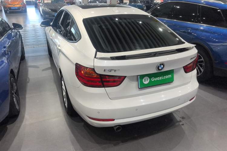 Used BMW 3 Series GT 2013 320i Leading Model Rear Left 45 Deg