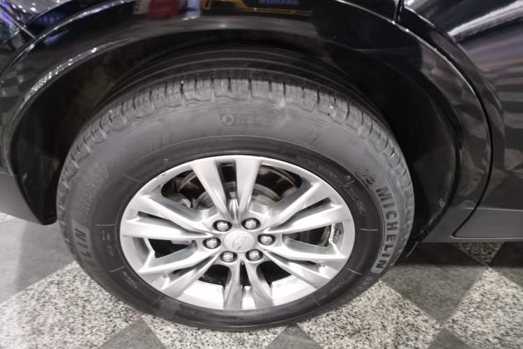 Used Cadillac XT5 2020 28T Four-Wheel Drive Luxury Version