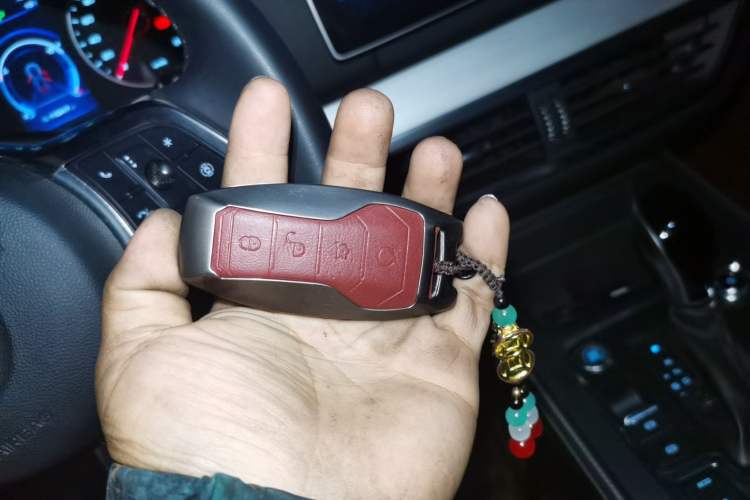 Used BYD Tang 2018 2.0T Automatic Smart Connect Prestige 7-Seater China V Standard