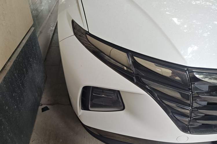 Used Hyundai Tucson 2023 Tucson L 1.5T Automatic Two-Wheel Drive GLX Elite Edition Right Front Headlight