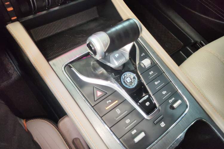 Used BYD Yuan PLUS 2024 Honor Edition 510KM Leading Model Gear Lever