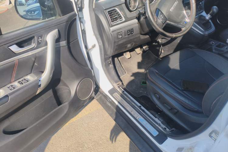 Used Haval H6 2017 Blue Label Sport Edition 1.5T Manual Two-Wheel Drive Elite Model
