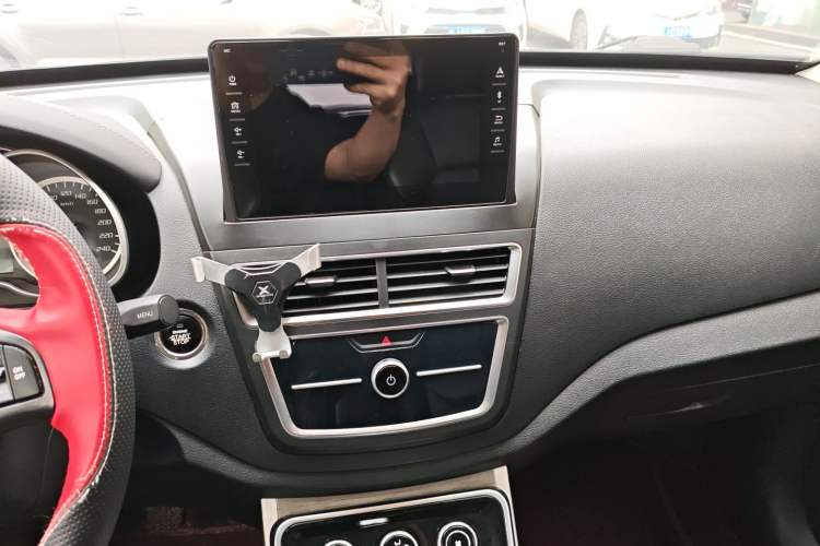 Used Bestune X40 2019 1.6L Manual Luxury Edition China VI Audio And AC Panel