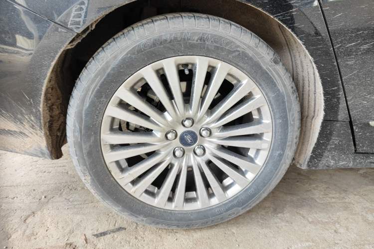 Used Ford Taurus 2017 Facelifted EcoBoost 245 Luxury Version
