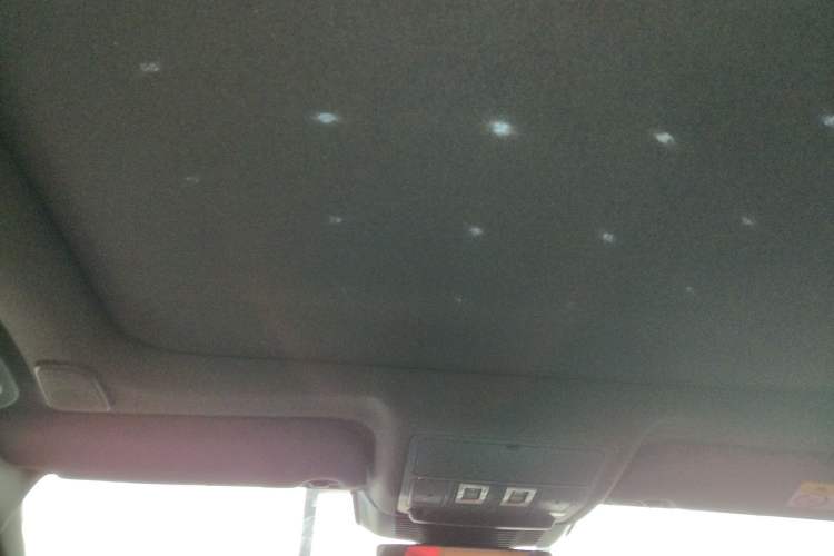 Used Jaguar XEL 2024 2.0T 250 PS R-DYNAMIC S Ebony Black Sport Edition
