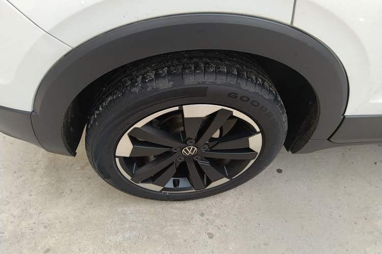 Used Volkswagen Tacqua 2023 200TSI DSG Joy-Connect Edition