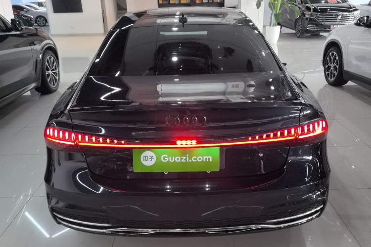 Used Audi A7L 2024 45TFSI quattro S-line Visionary Edition Flow Crystal Package