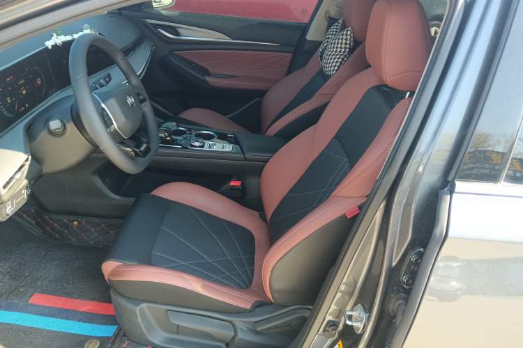 Used CHANGAN Eado 2024 PLUS Blue Whale NE 1.4T GDI DCT High-Energy Edition Left Front Seat