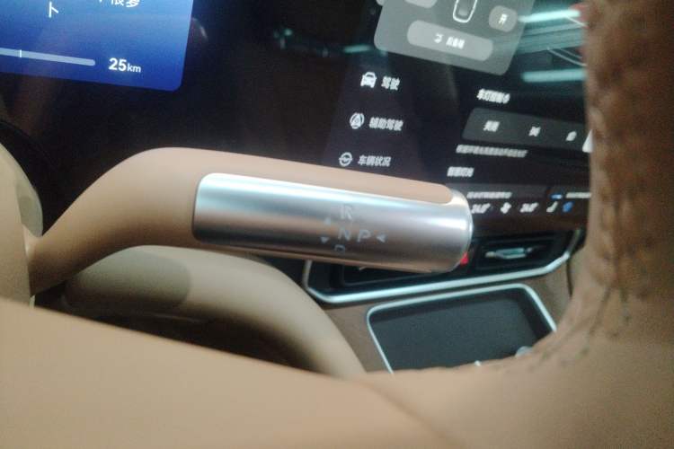 Used Hima AITO M9 2024 Range-Extended Ultra Version 52 kWh 6-Seater Model
