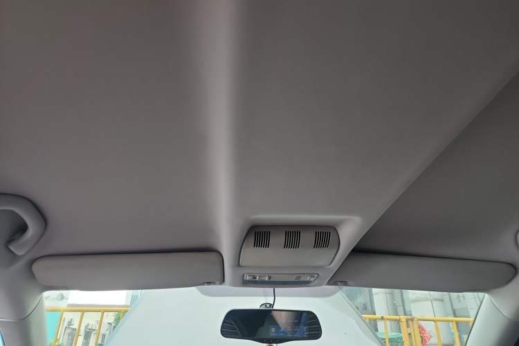 Used Skoda Octavia 2012 2.0L Automatic Yijie Version
