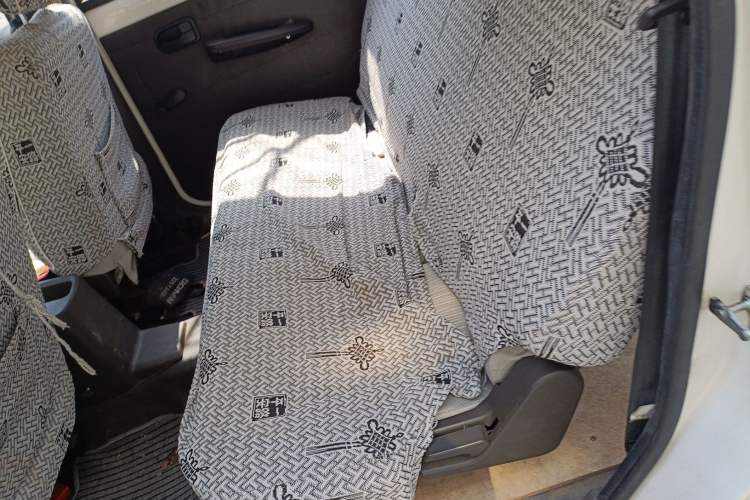 Used Wuling Hongguang 2015 1.5L S Base Model China IV
