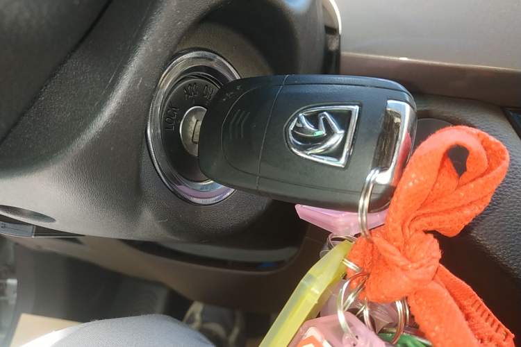 Used Baojun 310W 2017 1.5L Manual Fashion Model China V
