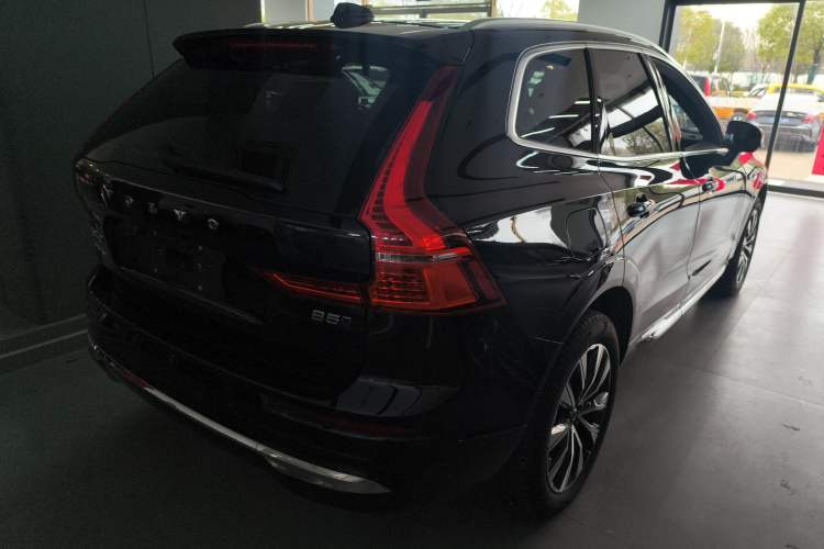 Used Volvo XC60 2024 B5 4x4 Smart Luxury Edition
