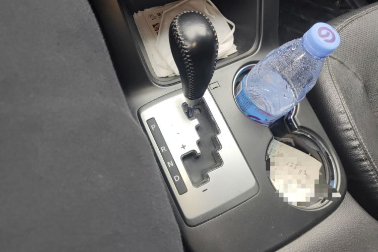 Used Kia Sorento 2012 2.4L Gasoline Luxury Edition
