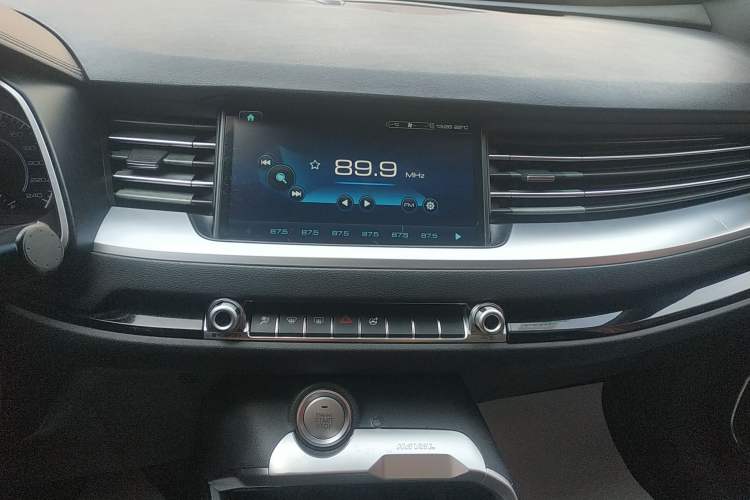 Used Haval H6 2017 Blue Label 2.0T Automatic Two-Wheel Drive Smart Edition