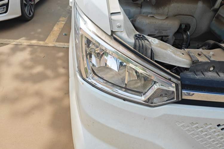 Used Dongfeng Yufeng Yufeng EM26 2023 Standard Edition 41.472 kWh Henan Lithium Power
