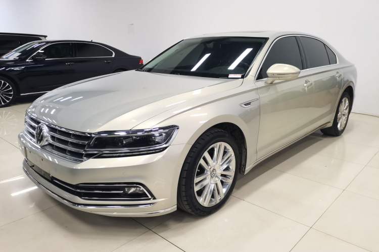 Used Volkswagen Phideon 2016 380TSI Two-Wheel-Drive Executive Version