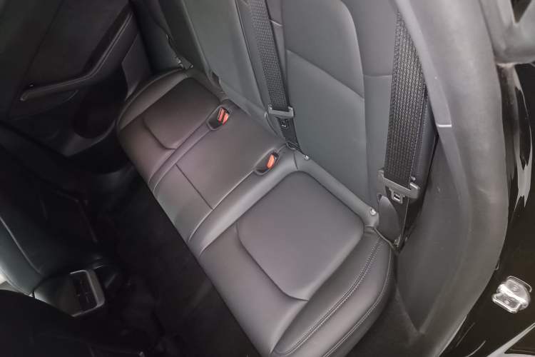 Used Tesla Model Y 2021 Standard Range Rear-Wheel Drive Version