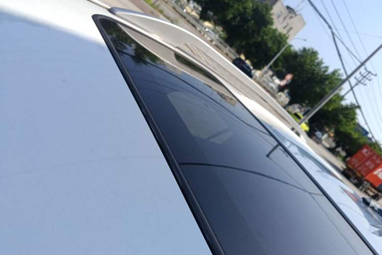 Used BYD Song 2016 GaiShi Edition 1.5TI Manual Elite Model Roof