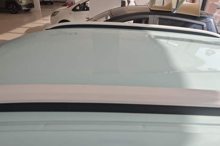 Used Dongfeng NAMMI BOX 2022 Chasing Wind Edition 351KM Standard Model
