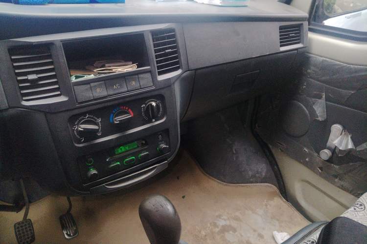 Used Wuling Zhiguang 2010 1.0L Liye Edition
