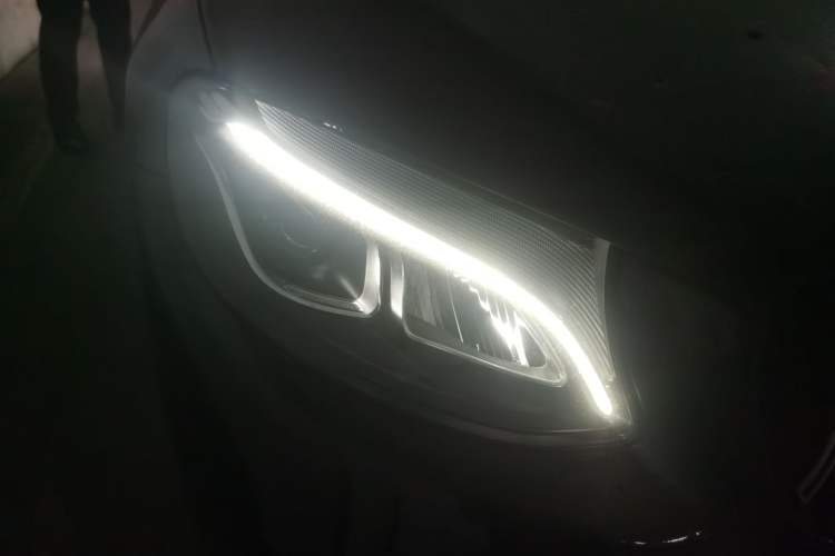 Used Mercedes-Benz GLC Coupe 2019 GLC 260 4MATIC Coupe SUV
