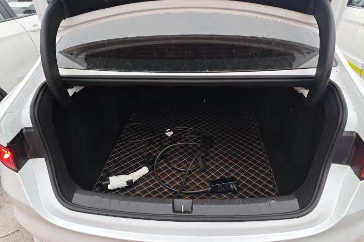 Used BYD Qin PLUS 2021 EV 400KM Luxury Model