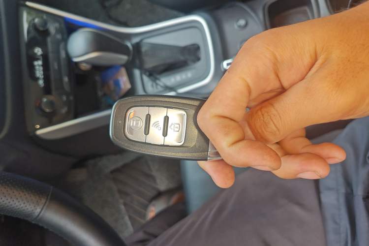 Used Suzuki S-Cross 2014 1.6L CVT Two-Wheel Drive Elite Version Vehicle Key