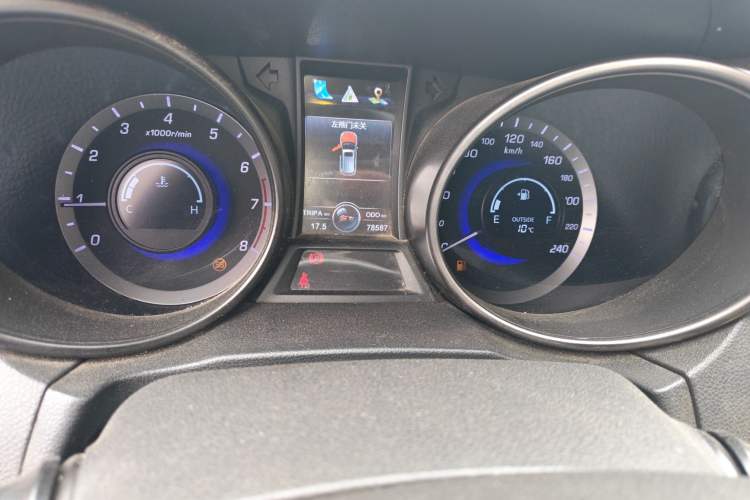 Used Changan CS75 2014 2.0L Manual Leading Version China IV Standard