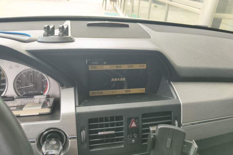 Used Mercedes-Benz GLK-Class 2011 GLK 350 4MATIC Audio And AC Panel