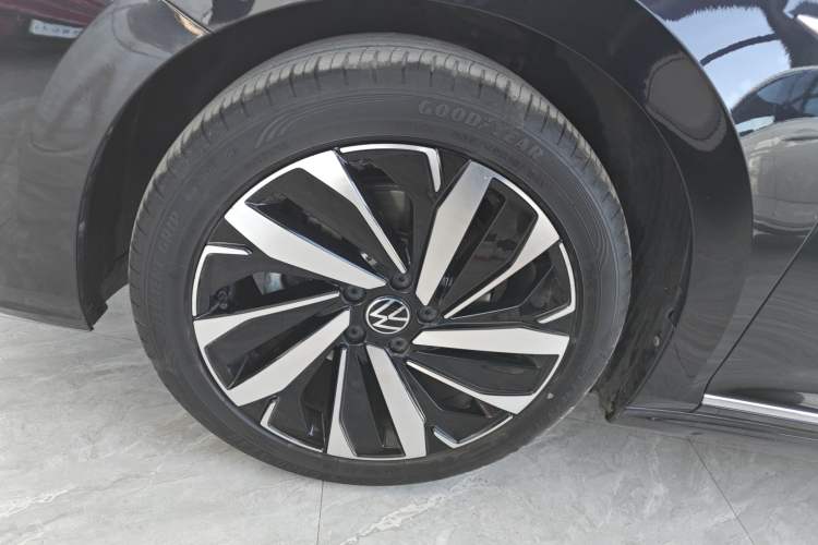 Used Volkswagen Passat 2022 330TSI Starry Elite Edition Custom Version
