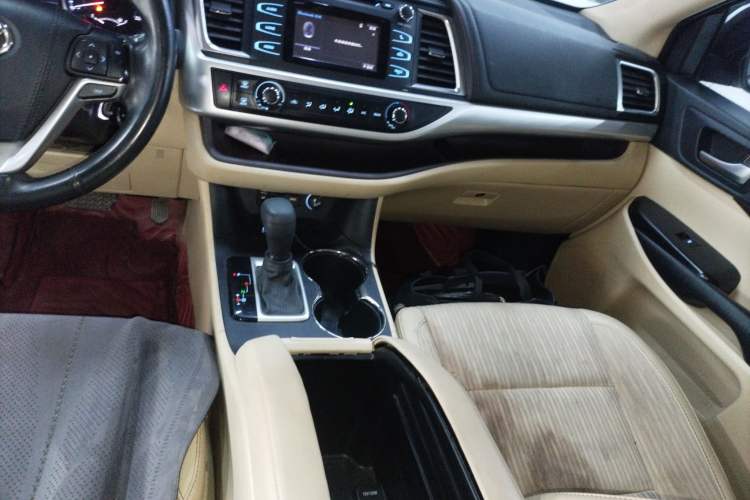 Used Toyota Highlander 2021 2.0T Two-Wheel Drive Elite Edition 5 Seats
