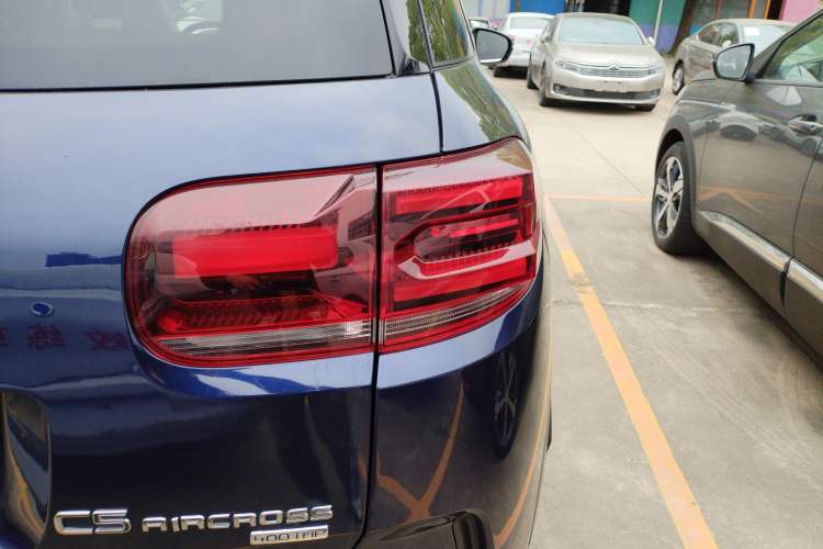 Used Citroen C5 AIRCROSS 2023 400THP Longitudinal Engine Version Right Rear Taillight