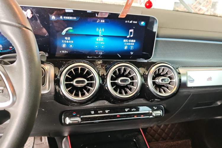 Used Mercedes-Benz GLB 2020 Facelift GLB 200 Fashion Edition
