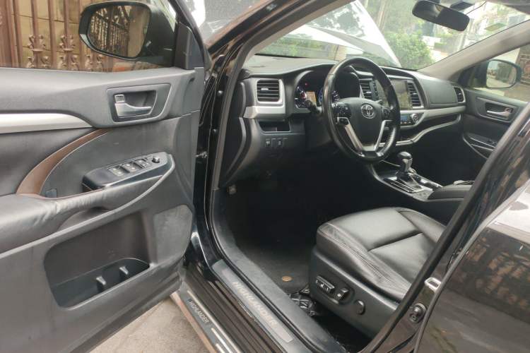 Used Toyota Highlander 2015 2.0T Four-Wheel Drive Luxury Edition 7-Seater