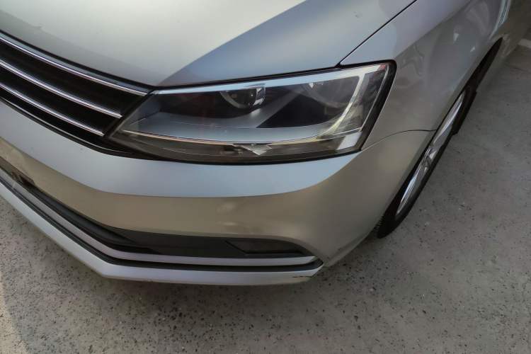 Used Volkswagen Sagitar 2015 1.6L Manual Fashion Edition
