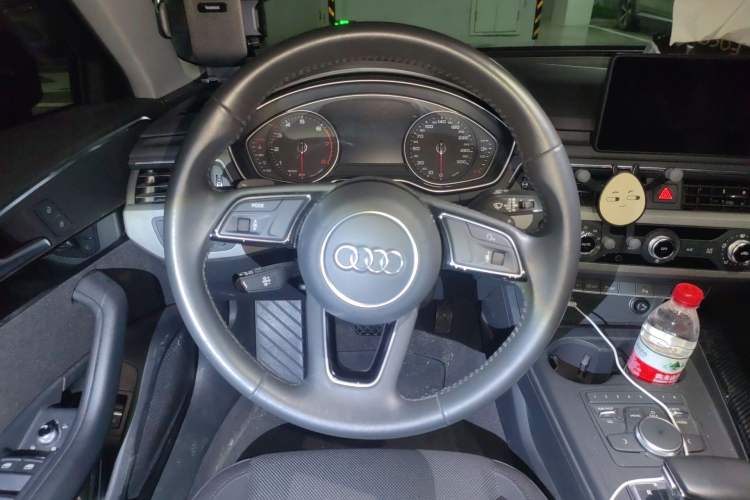 Used Audi A4L 2019 40 TFSI Ambition China VI
