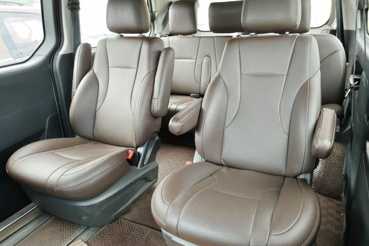 Used JAC Refine M4 2020 2.0 CTI Diesel Manual JingShang Version China VI Standard Left Rear Seat