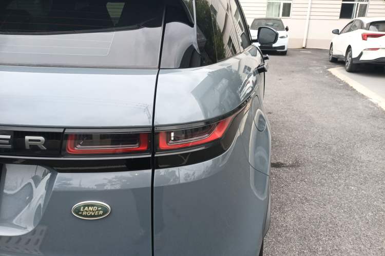 Used Land Rover Range Rover Evoque 2020 249 PS R-DYNAMIC SE Sport Technology Edition