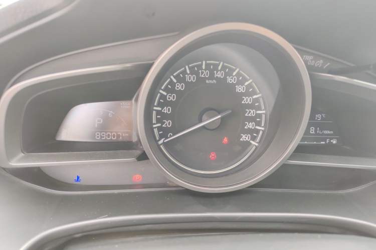 Used Mazda 3 Axela 2017 Sedan 1.5L Automatic Luxury Model Emission Standard China V