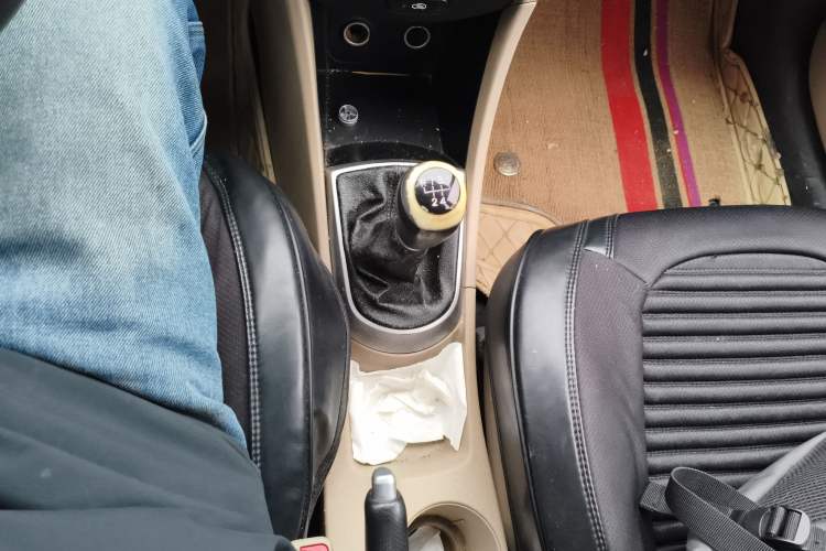 Used Hyundai Verna (older generation) 2014 1.4L Manual Smart GLS Trim
